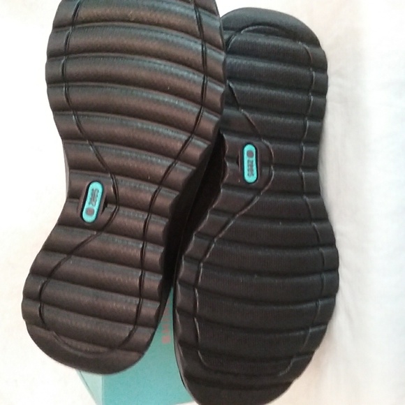 NIB BZEES Booties 7.5 W Black/Bows - Picture 7 of 8